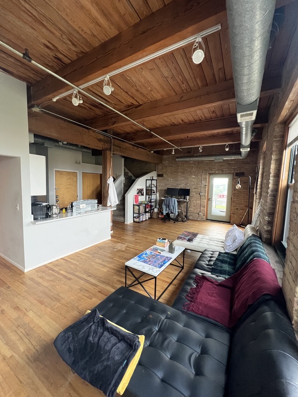 Private Room in 2Bed.2Bath