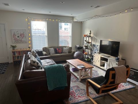 roommates in Washington Private Room in 7Bed.8Bath - cirtru.com