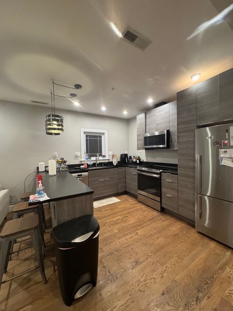 Entire Place 4Bed.3Bath