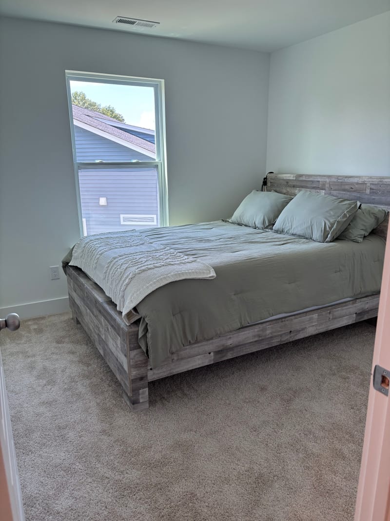 Private Room in 3Bed.2.5Bath
