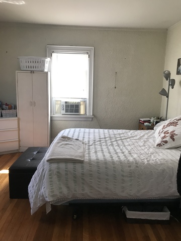 Private Room in 3Bed.1Bath