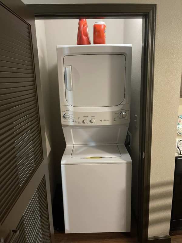 Private Room in 2Bed.2Bath