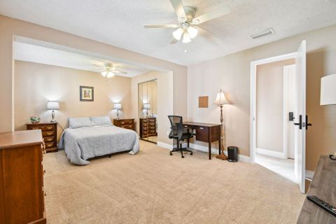 Find Comfort, Convenience & Community in One Place (id. 5600)
