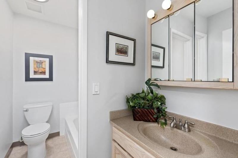Private Room in 3Bed.2Bath