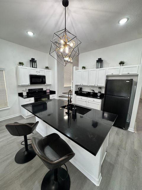 Entire Place 5Bed.3.5Bath