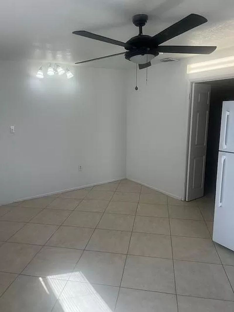 roommates in La Verne Private Room in 1Bed.1Bath - cirtru.com