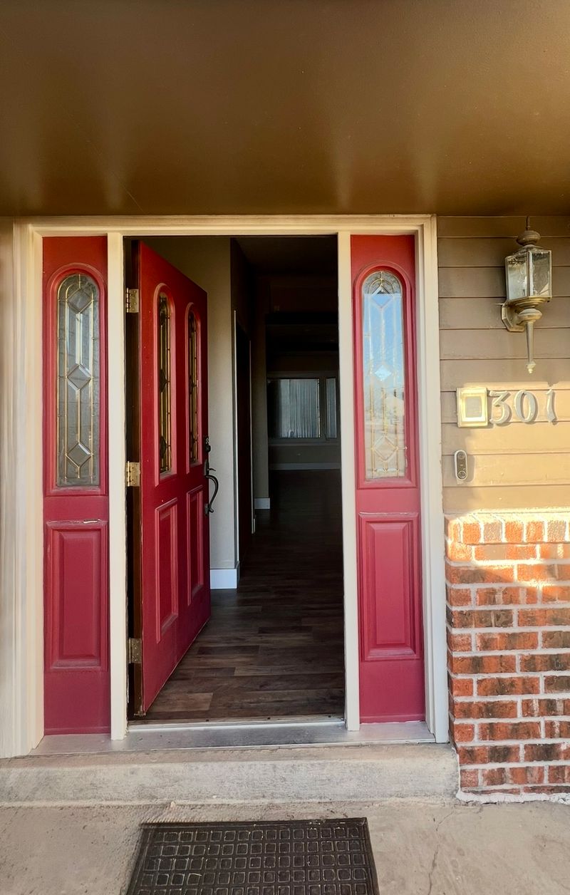 roommates in Pueblo West Private Room in 7Bed.4Bath - cirtru.com