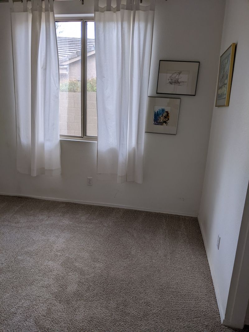 roommates in Anthem Room2Bed.2Bath - cirtru.com