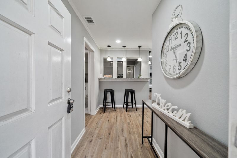 Houston House with Dining area. Newly-renovated & cozy (id. 10066)