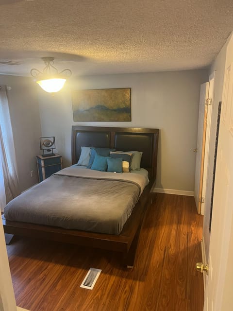 Affordable workforce co-living in Fort Lawn—clean, comfortable, convenient, and budget-friendly. (id. 40074)