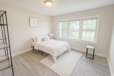 NEW LISTING! Don’t Miss Out! Large bedrooms, great layout! (id. 16706)