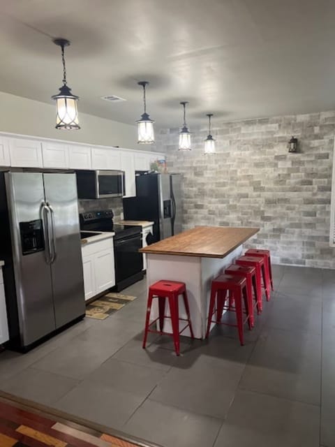 Room6Bed.3Bath