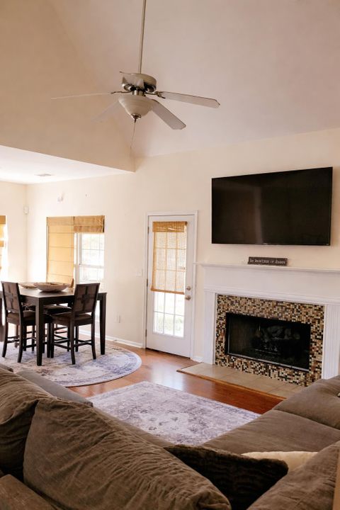 roommates in Undisclosed, Atlanta, GA 30315 Live in Lakewood Heights (id. 33755) - cirtru.com