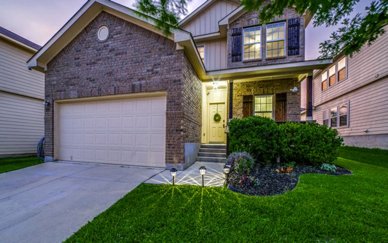 roommates in San Antonio Shared Room in 5Bed.2.5Bath - cirtru.com