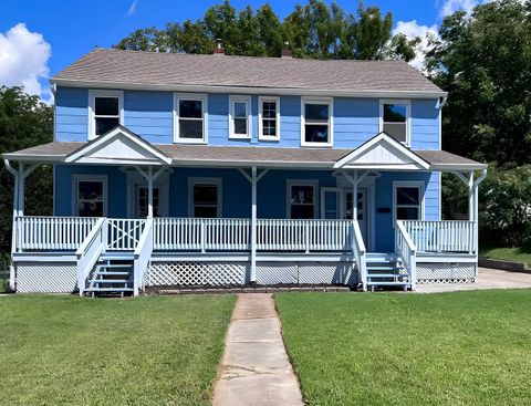 Comfortable & cozy Nashville Duplex. Mini Fridge in Every Room! (id. 5313)