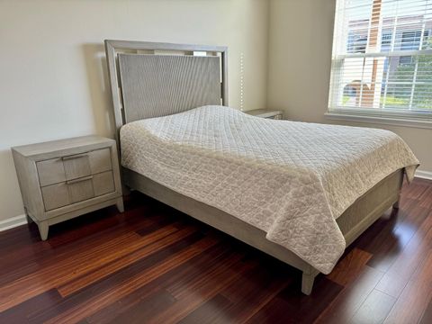 Private Room in 2Bed.2Bath