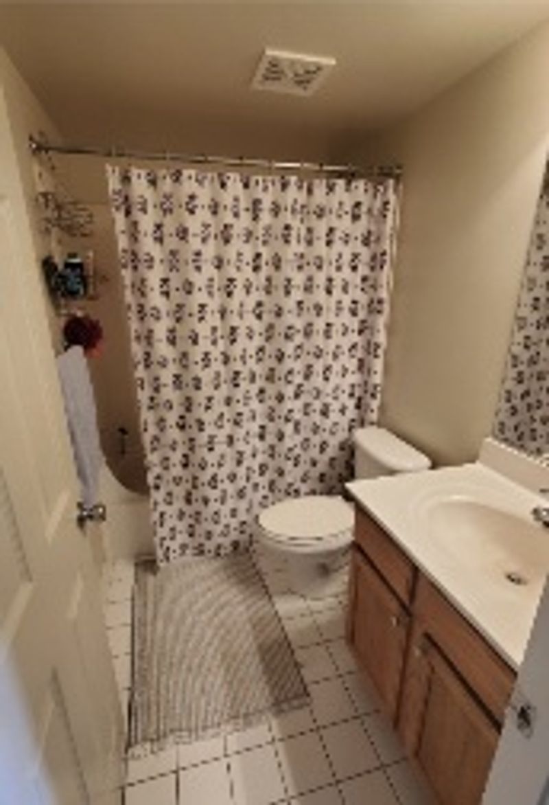 roommates in Falls Church Private Room in 2Bed.2Bath - cirtru.com