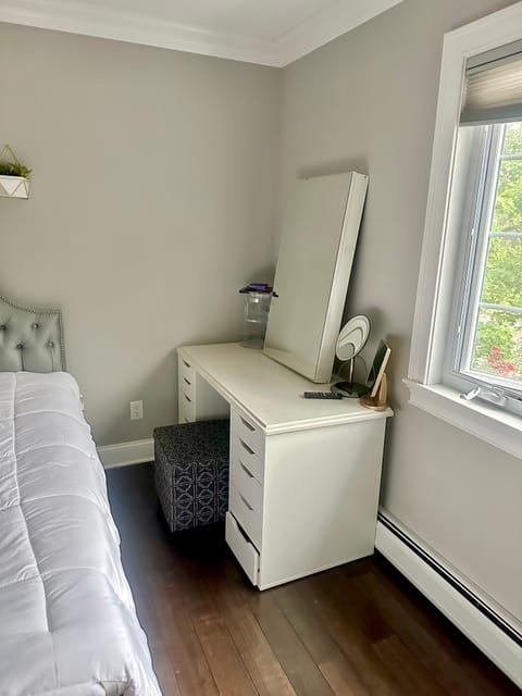 roommates in Hazlet Shared Room in 4Bed.2.5Bath - cirtru.com