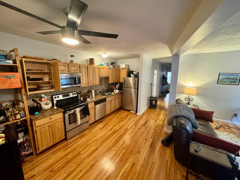 roommates in Cambridge Private Room in 3Bed.1Bath - cirtru.com