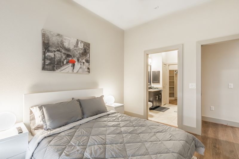 roommates in Houston Entire Place 1Bed.1Bath - cirtru.com