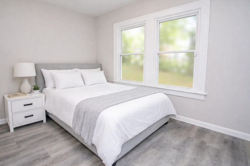 East Point Home (id. 32243)