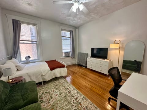 Private Room in 2Bed.1Bath
