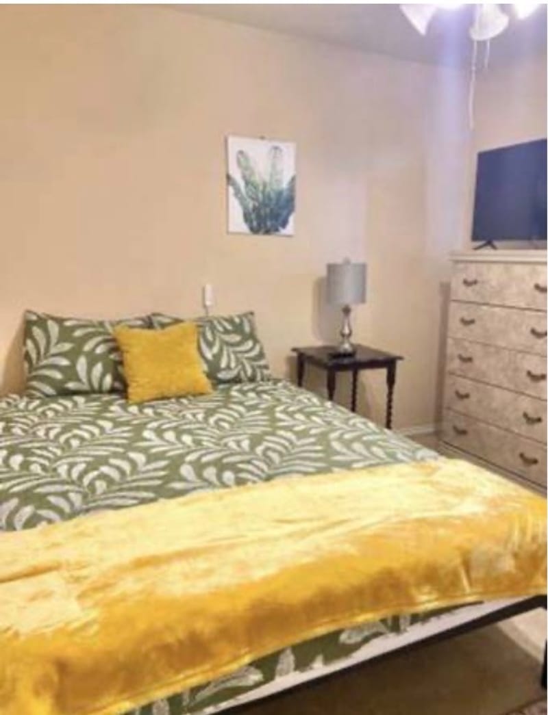 Private Room in 1Bed.1.5Bath