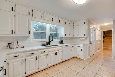 Live in Marietta (id. 31057)