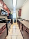 Only 2 houses down from the MARTA bus stop - 2 Gig Internet Speed + 10" Gel Memory Foam mattresses! (id. 16457)