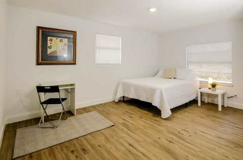 roommates in Undisclosed, Tampa, FL 33619 Spacious & newly-renovated Tampa House (id. 2041) - cirtru.com