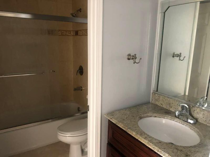 roommates in Garden Grove Private Room in 2Bed.1Bath - cirtru.com