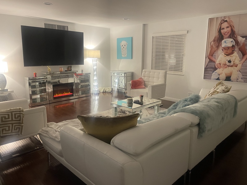 Private Room in 3Bed.2Bath