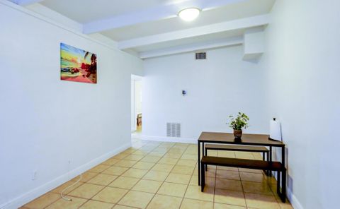 roommates in Undisclosed, Tampa, FL 33619 Comfortable & homey Tampa House with Backyard (id. 4214) - cirtru.com