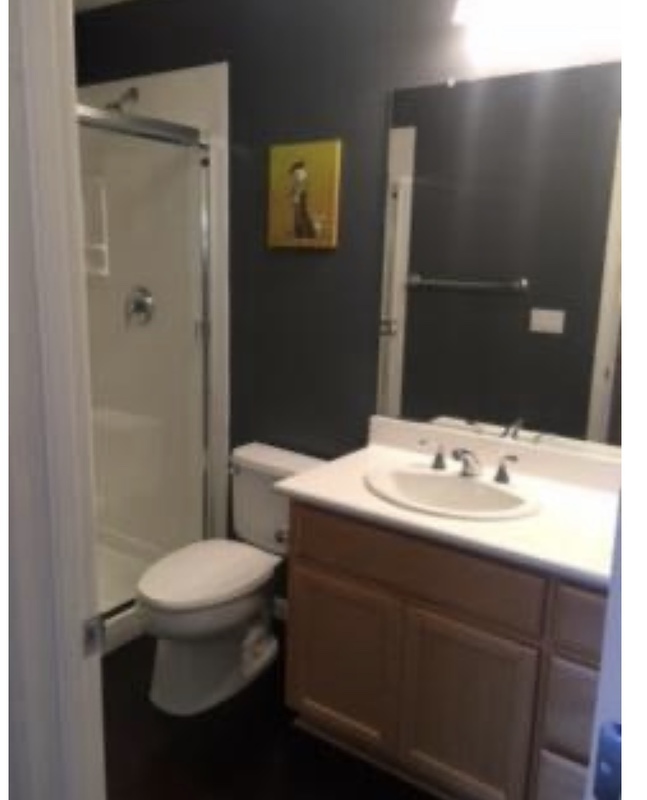 Private Room in 3Bed.3Bath