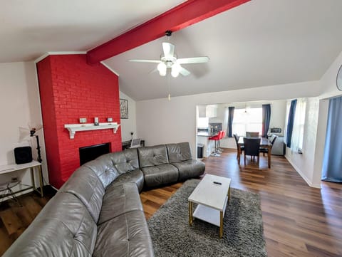roommates in Undisclosed, Arlington, TX 76006 Spacious Comfortable Functional Home in North Arlington (id. 42646) - cirtru.com