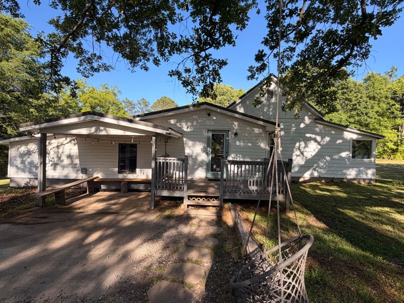 roommates in Undisclosed, Griffin, GA 30223 Griffin farm home (id. 34184) - cirtru.com