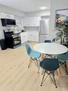 Live in Cedar Crest (id. 31642)