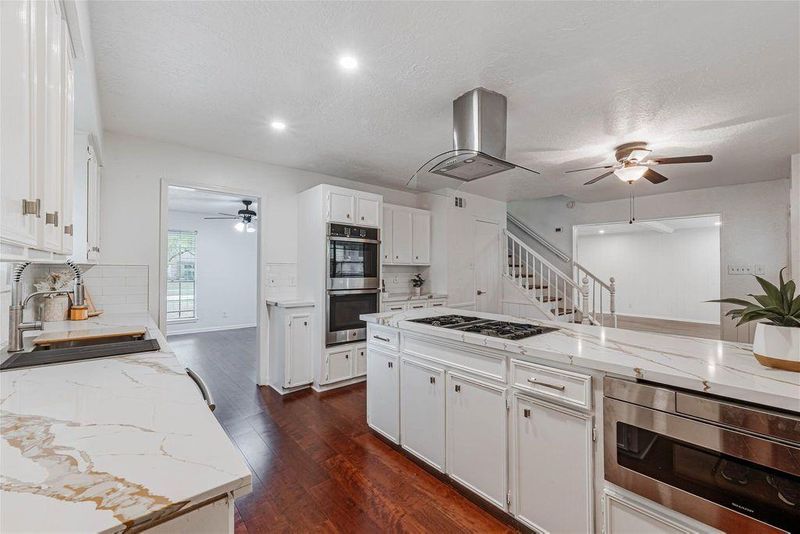 Easy Living | Spacious Home + Prime Convenience (id. 25346)