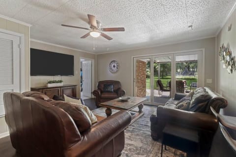 roommates in Undisclosed, Fort Worth, TX 76244 Fort Worth House with Workspace. Comfortable & spacious (id. 11494) - cirtru.com