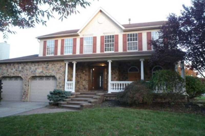 roommates in Hamilton Private Room in 4Bed.3Bath - cirtru.com