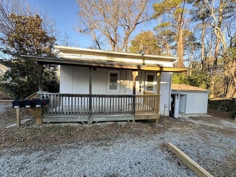 roommates in Undisclosed, Garner, NC 27529 Cozy & newly-renovated Garner Duplex / Multiplex with Patio or porch (id. 11019) - cirtru.com