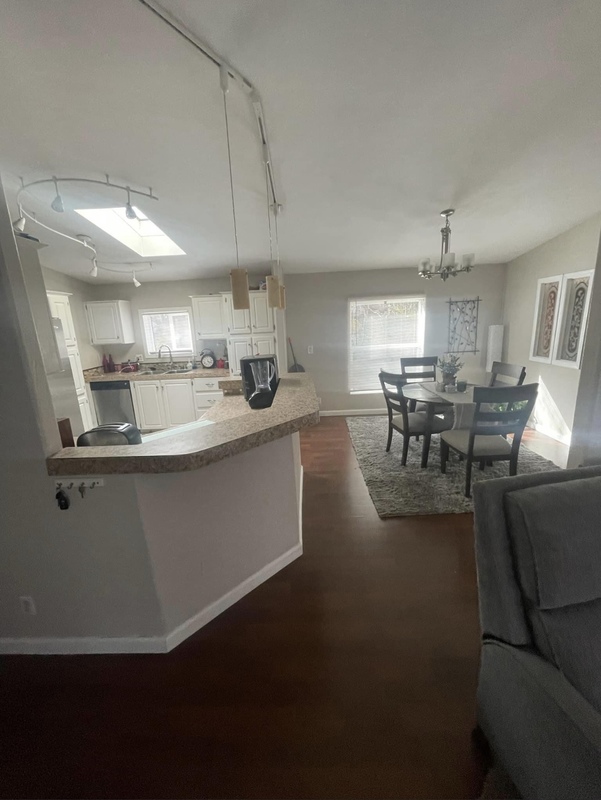 roommates in Puyallup Private Room in 3Bed.2Bath - cirtru.com