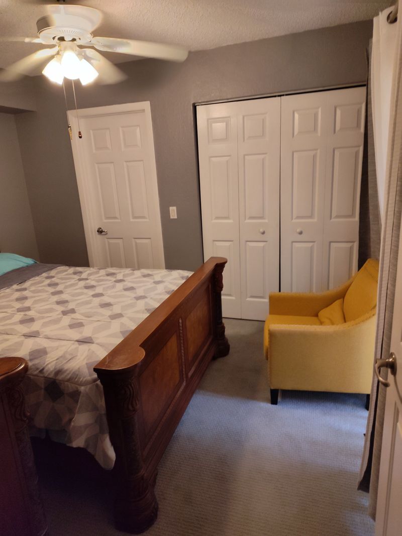 roommates in Boca Raton Private Room in 2Bed.2Bath - cirtru.com