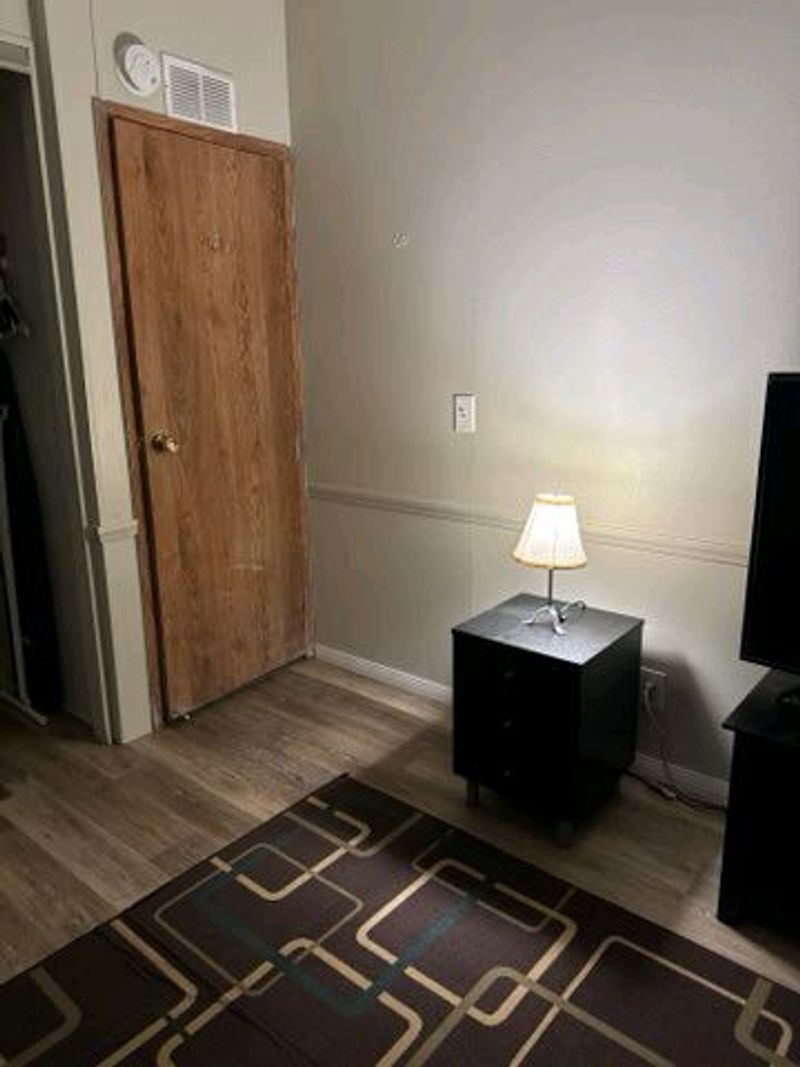 roommates in Lancaster Private Room in 3Bed.2Bath - cirtru.com