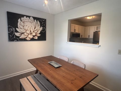 Private Room in 2Bed.2Bath