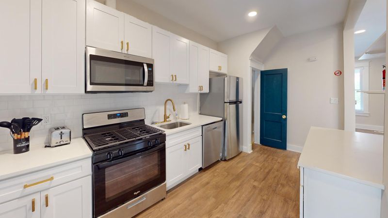 roommates in Undisclosed, Baltimore, MD 21216 **Charming Rowhome Near Coppin State University - Experience Affordable Luxury in an Open, Airy Space with Premium Finishes!** (id. 6916) - cirtru.com