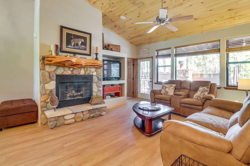 roommates in Show Low Entire Place 2Bed.2Bath - cirtru.com