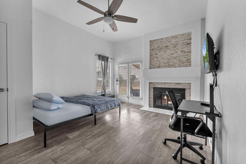 roommates in Undisclosed, Converse, TX 78109 *NEW* Moonlit Ridge PadSplit | Stylish Rooms and Fire Pit + Prime Location! No move-in fee! (id. 17249) - cirtru.com