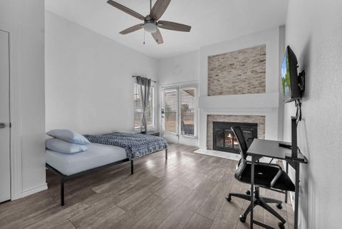 *NEW* Moonlit Ridge PadSplit | Stylish Rooms and Fire Pit + Prime Location! (id. 17249)