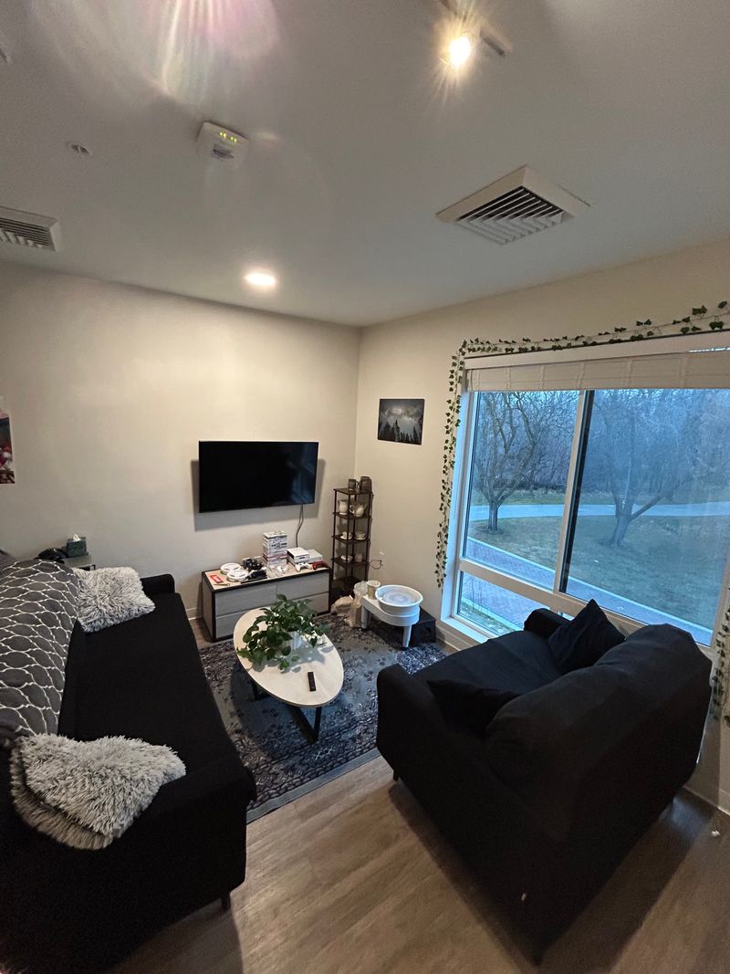 roommates in Boise Entire Place 1Bed.1Bath - cirtru.com